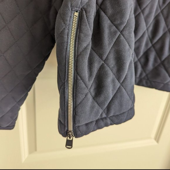 Athleta Retroplush Quilted Crew Sweatshirt, Navy, Medium - Picture 6 of 12